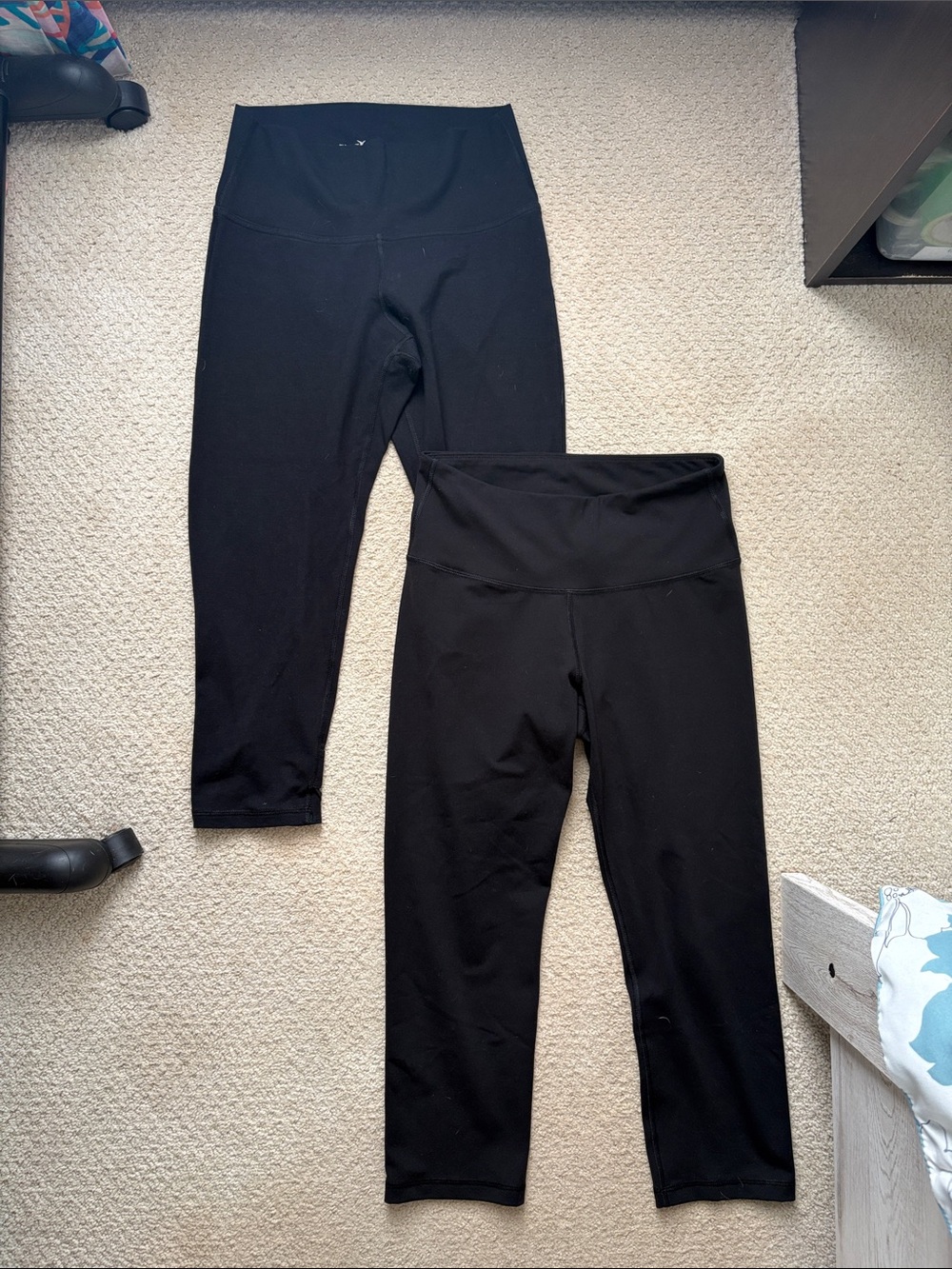 2 pair old navy leggings